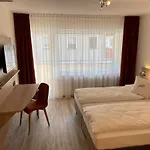 Hotel Art Eifel 3*