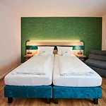 Art Eifel Hotell