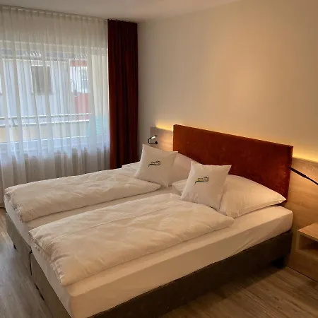 Art Hotel Eifel 3*
