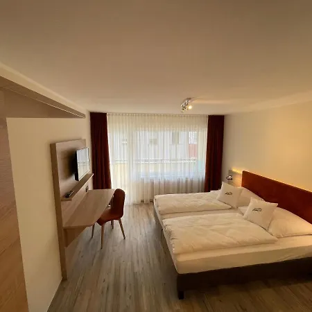 Art Eifel Hotel 3*