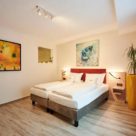 فندق Art Eifel هيمباخ