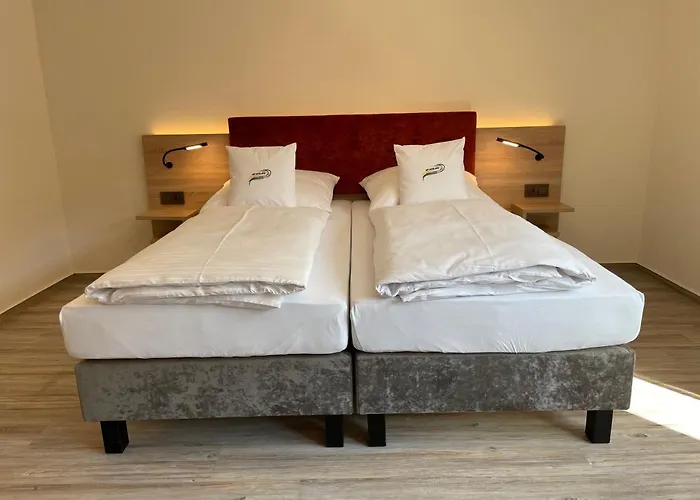 Art Eifel Otel